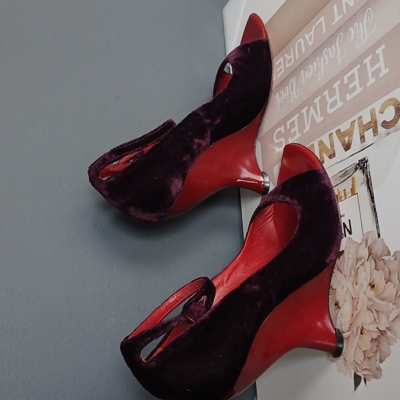 YSL heels - Picture 3 of 16